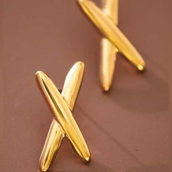 Private Label Jewelry - 18K Gold X Earrings (2015)